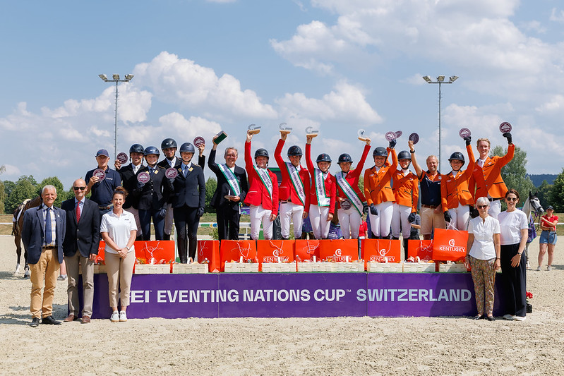 Eventingruiters TeamNL derde in Nations Cup Avenches