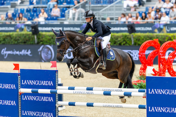 Sanne Thijssen wint in Oslo haar eerste wereldbekerwedstrijd