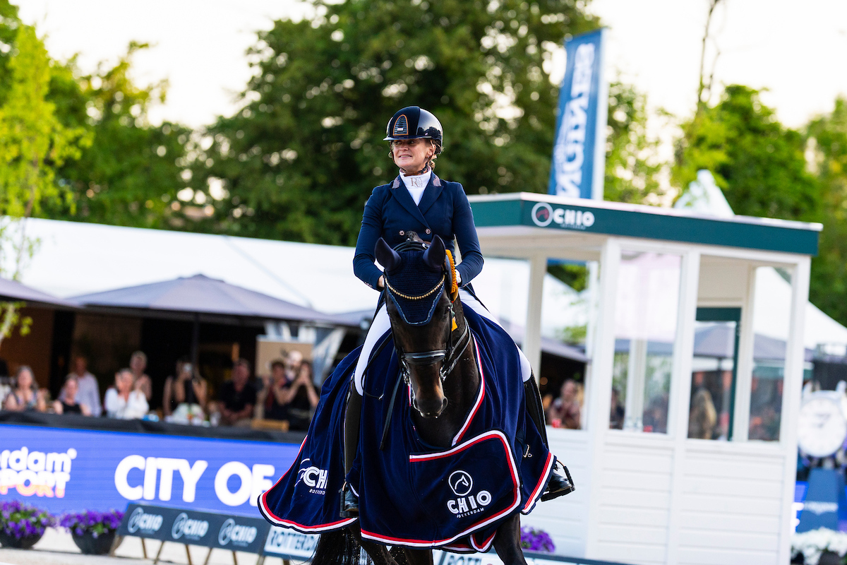 Marieke van der Putten wint overtuigend in Rotterdam