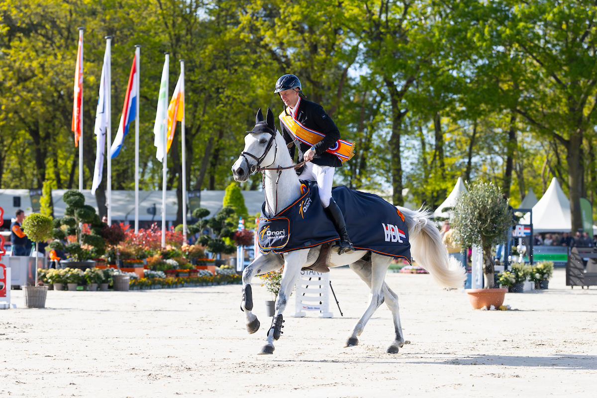NK Springen: Michael Greeve Nederlands kampioen bij de springruiters