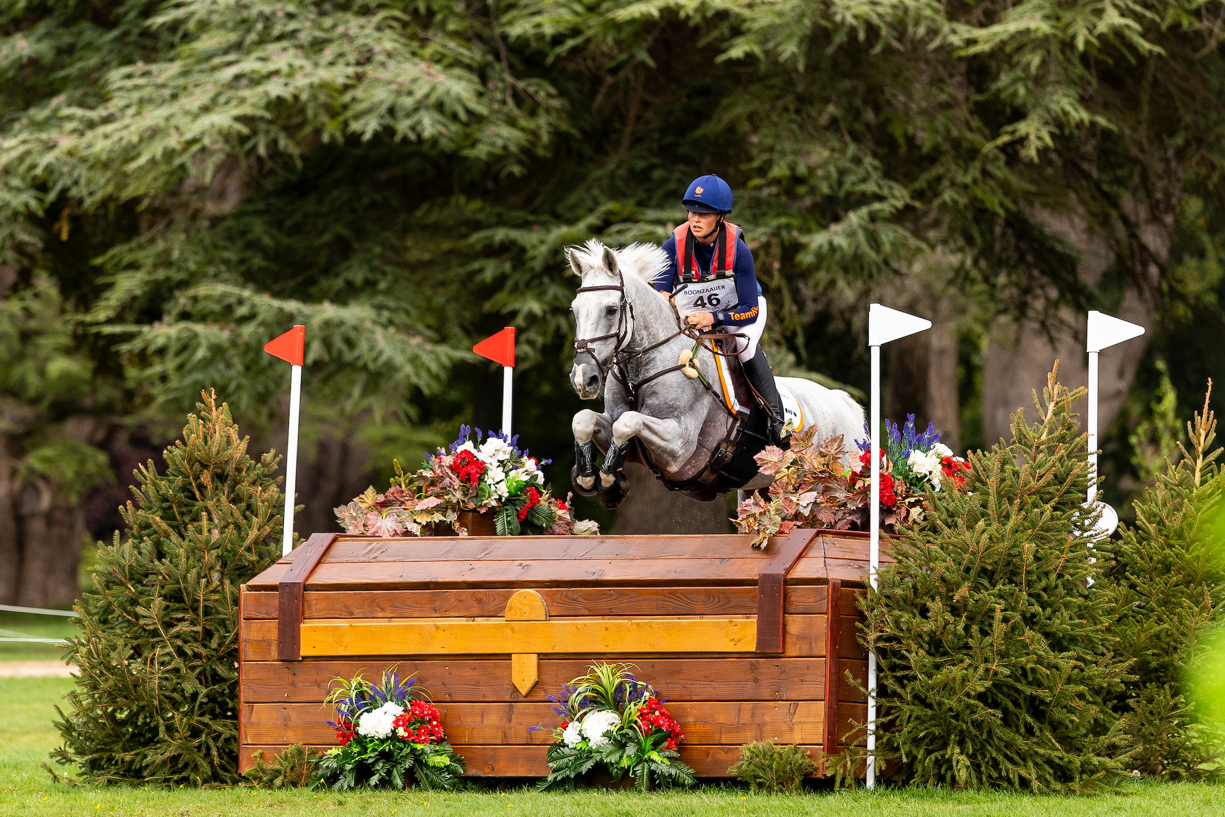 Nederlandse amazones behalen top 20 plaats op EK Eventing