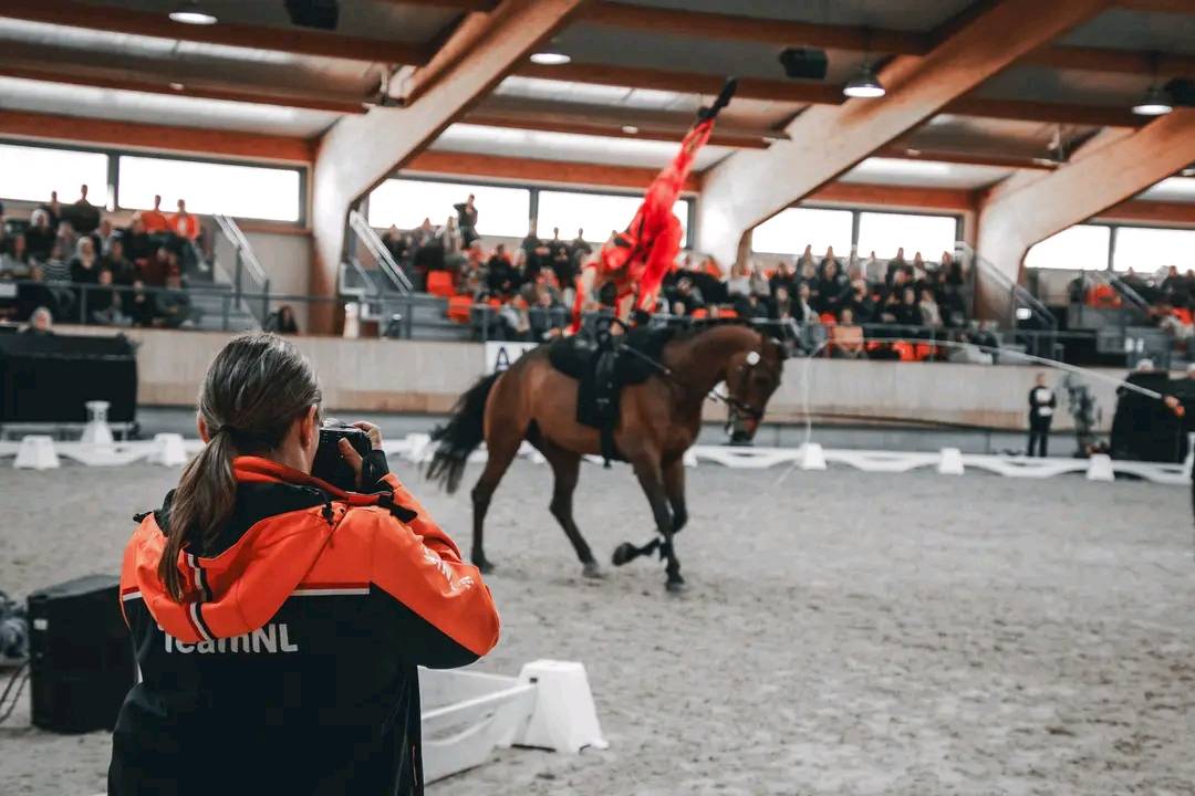 Sterke seizoenstart voor voltigeurs