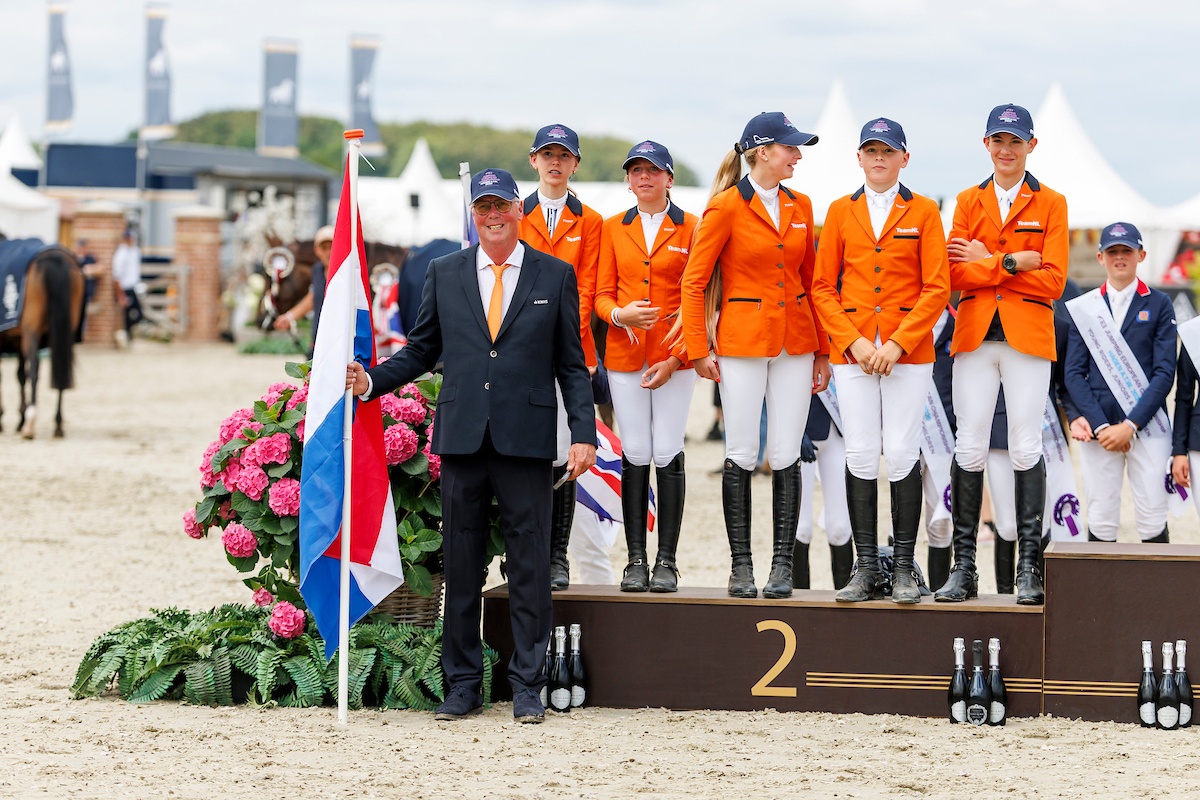 De Nederlandse Children hebben op het Europees Kampioenschap springen in Hagen de zilveren teammedaille veroverd (2026)