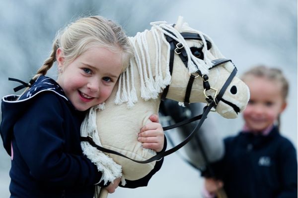 KNHS Lanceert Hobby Horse Club Nederland