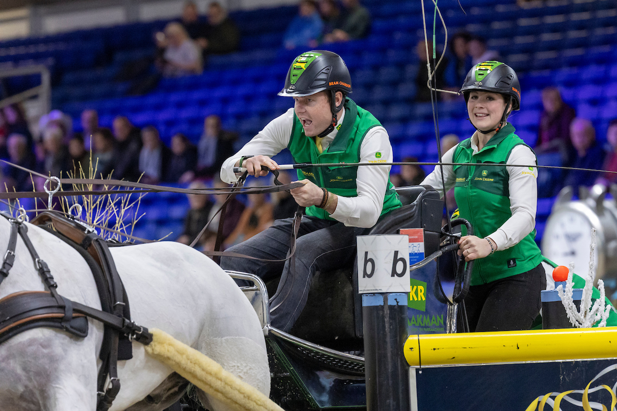 Bram Chardon wint met overmacht WB in Stockholm